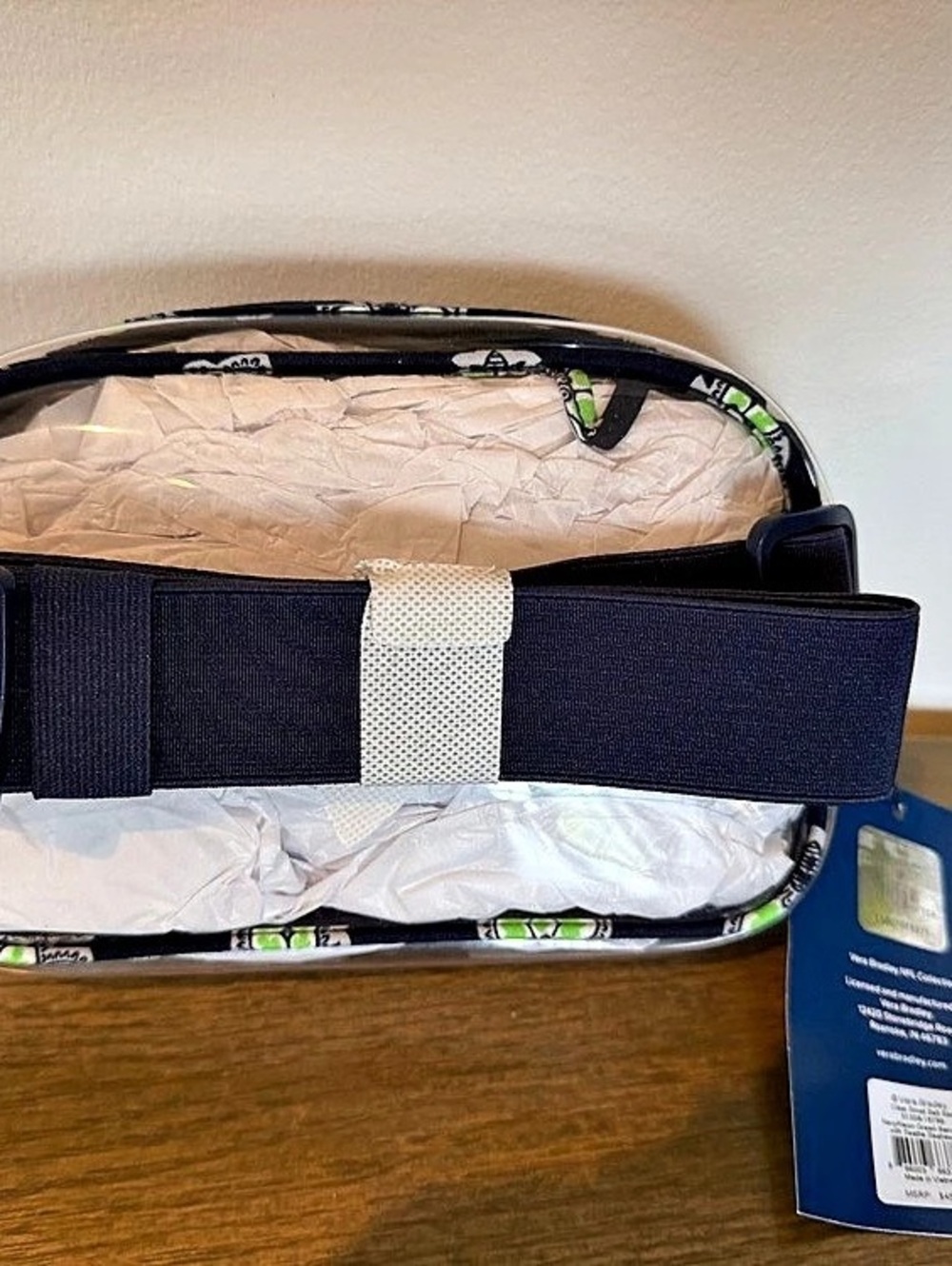 Vera Bradley Seahawks Belt Bag Blue & Green NWT - Picture 3 of 4